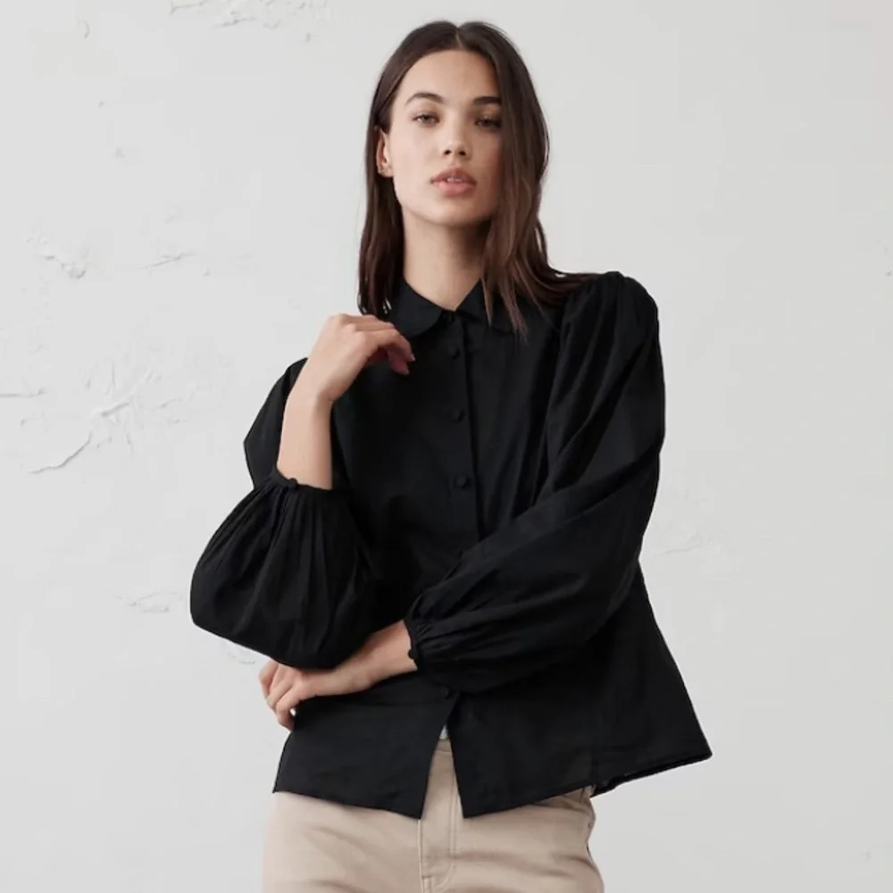 NWT! Banana Republic Snow-Day Puff-Sleeve Shirt - Size Medium ⛰️ 696842
